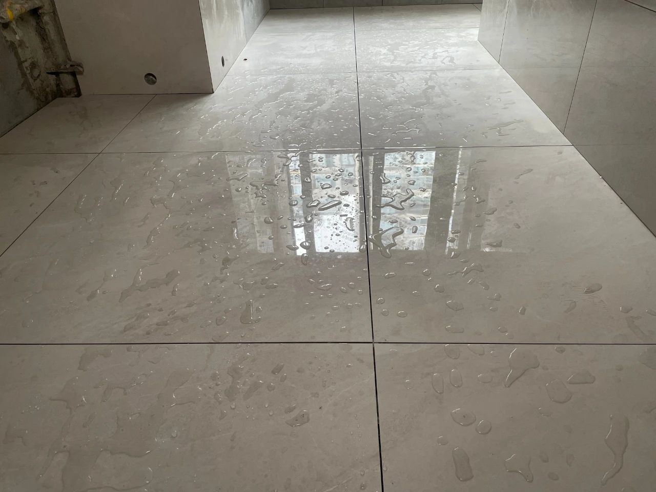 AB娱乐工地巡检:风雨兼程抓档次,履行承诺不停歇! AB娱乐工地巡检:风雨兼程抓档次,履行承诺不停歇!