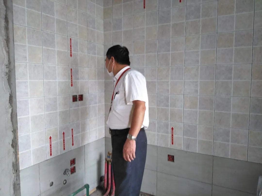 AB娱乐巡检 | 开槽埋线,工地整洁美观! AB娱乐巡检 | 开槽埋线,工地整洁美观!